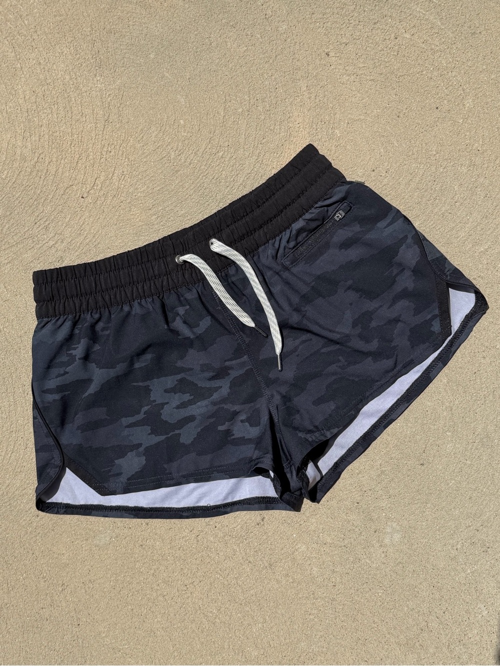 Vuori Clementine Black Camo Active Shorts - Drawstring Waist, Sz SM